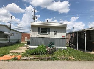 120 Plaza Ct, Akron, OH 44312