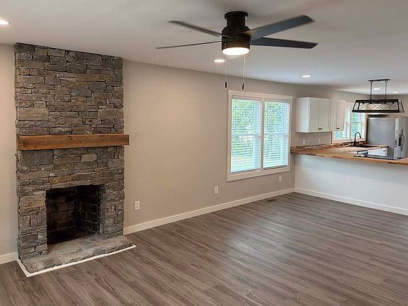 Living Room And Fireplace