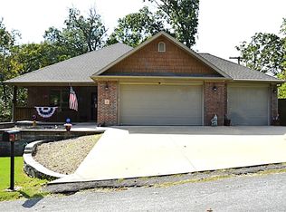 2 Ottery Ln, Bella Vista, AR 72715