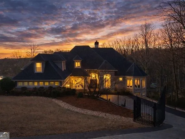 5610 Point West Dr, Oakwood, GA 30566