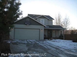 20055 Old Rock House Rd, Bend, OR 97702