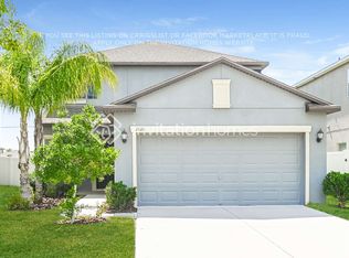 1826 Hawks View Dr, Ruskin, FL 33570