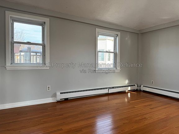 5th image of 81 Cabot St APT 3R