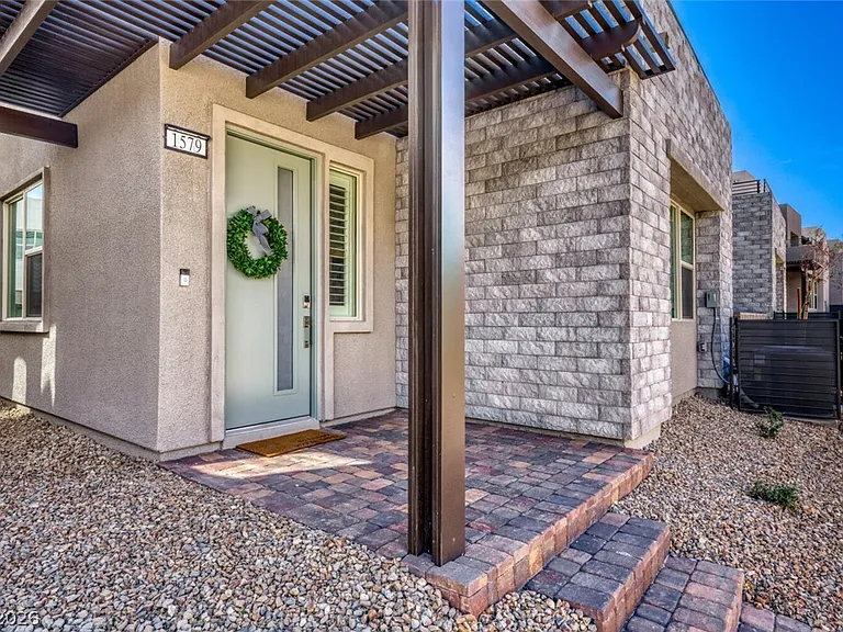 1579 Hopeful Lark Ln — Photo 1