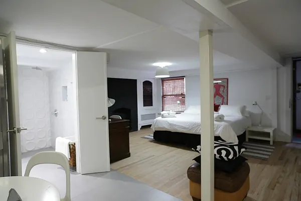 Sold by RealtyTopia | media 29
