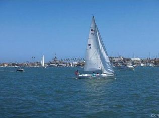 7 Harbor Is, Newport Beach, CA 92660