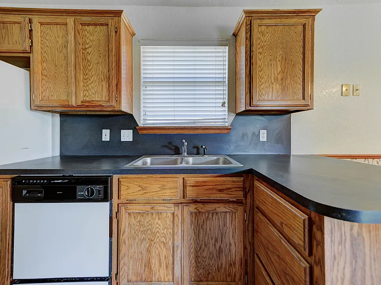 2809 E Lake Dr — Photo 5