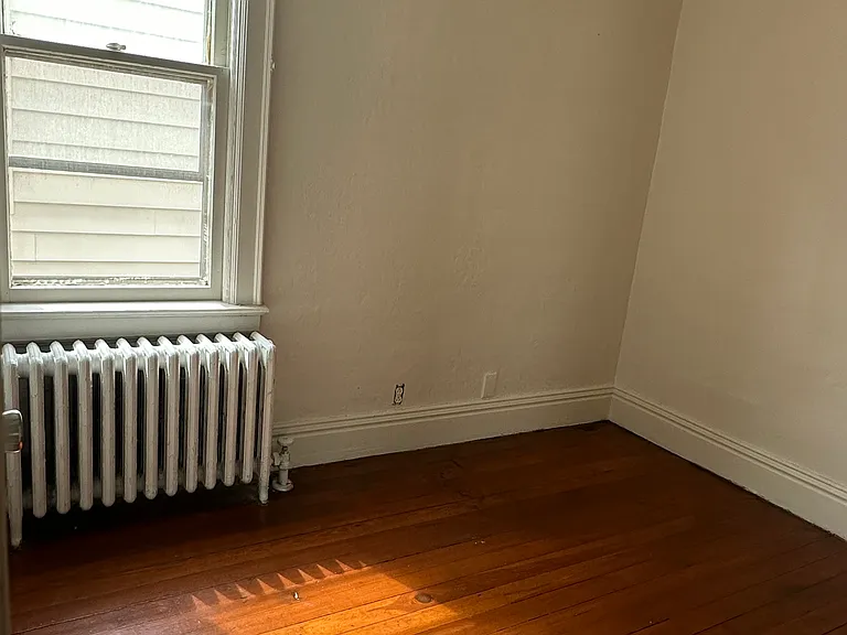 104 Stanley St — Photo 10
