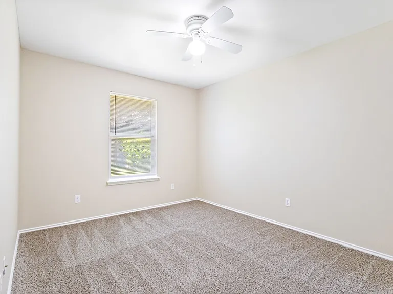 10622 N Shaenridge — Photo 20