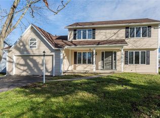 4265 Persimmon Path, Liverpool, NY 13090