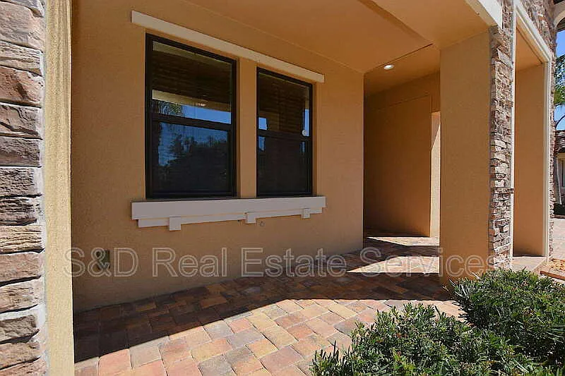 5 bed, 3.5 bath, 3216 sqft, $3,410 — Photo 4