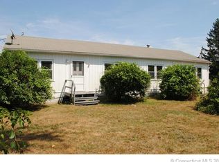 1 Quincy Ct, Groton, CT 06340