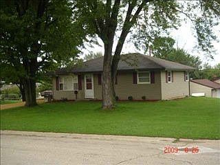 1st image of 1904 Meadow Ln