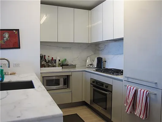 Rented by 212 Consulting Corp | media 33