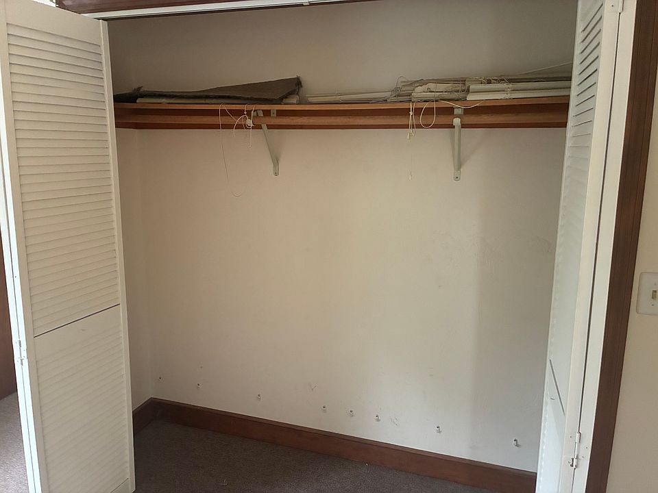 1st image of 22 Rustic Pl