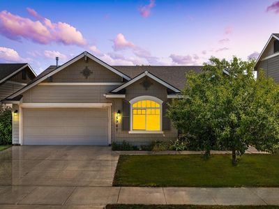 5967 W Los Flores Dr, Meridian, ID, 83646