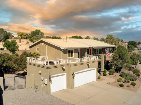 10421 Vista Del Sol Dr NW, Albuquerque, NM 87114