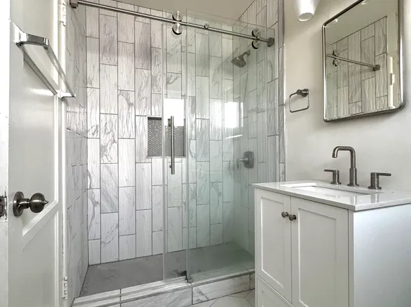 36 S Oak Ave #B, Pasadena, CA 91107