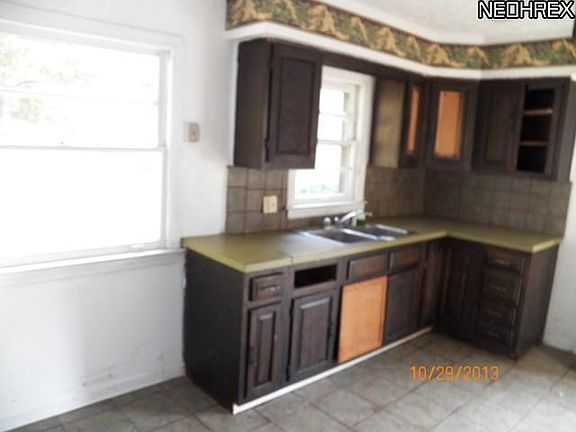 2nd image of 1363 Orlando Ave
