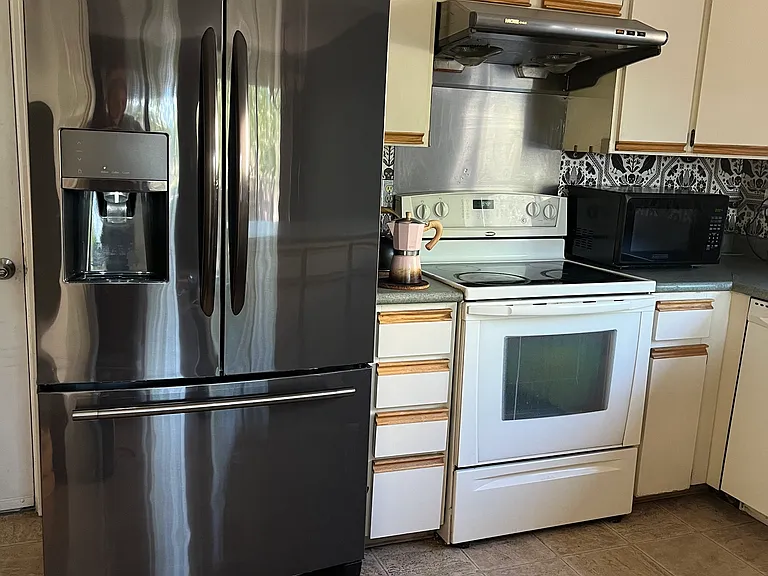 5726 S Lansing Ct — Photo 12