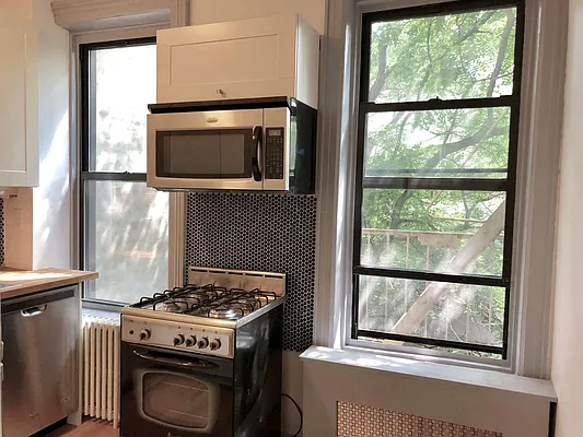 Rented by Keller Williams NYC | media 53