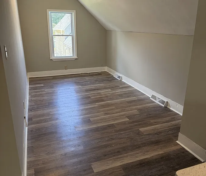 30 Abbottsford Pl #4 — Photo 1