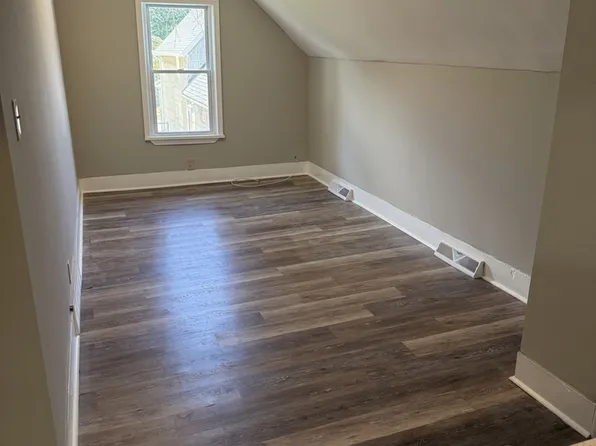 30 Abbottsford Pl #4, Buffalo, NY 14213