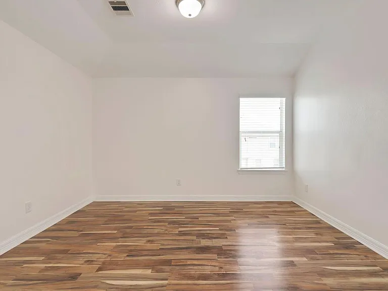 2110 Mateo Park Dr — Photo 28