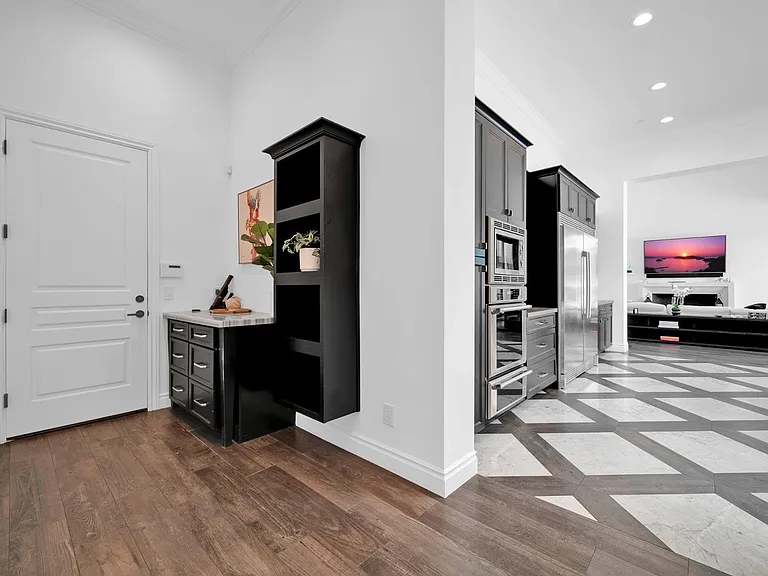 4819 N 68th Pl — Photo 33