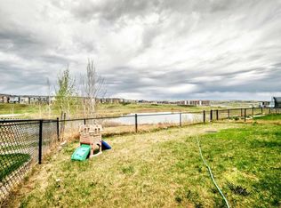 91 SE Nolanfield Cres NW, Calgary, AB T3R0L6