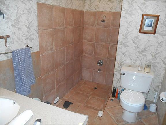 5th image of 6170 NW 33rd Terrace #6170