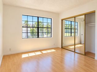 5300 E Waverly Dr APT E6, Palm Springs, CA 92264
