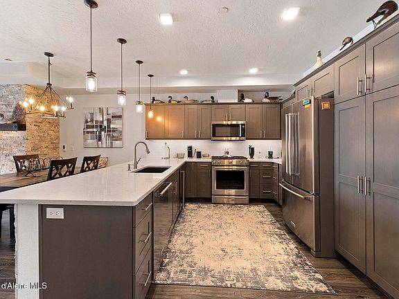 5th image of 447 W Waterside Dr #204