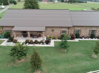 24259 E 1000th Rd, Weatherford, OK 73096