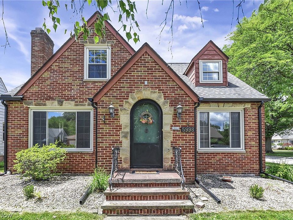 1st image of 5998 Maplecliff Dr