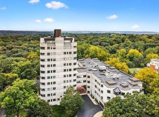 3920 Grand Ave UNIT 300, Des Moines, IA 50312