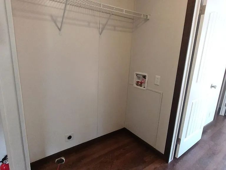 785 Sandridge Rd — Photo 12