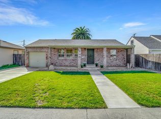 628 E North St, Manteca, CA