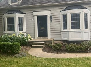 781 Loraine St, Grosse Pointe, MI 48230