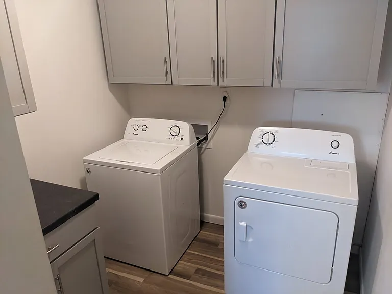 204 E Kildare Ave — Photo 12