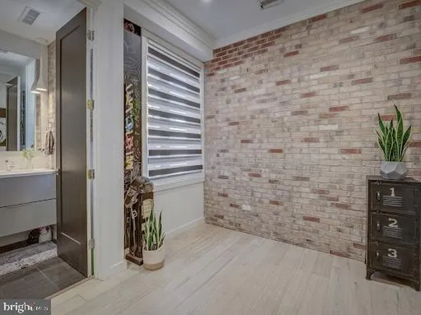 3527 14th St NW APT 2, Washington, DC 20010