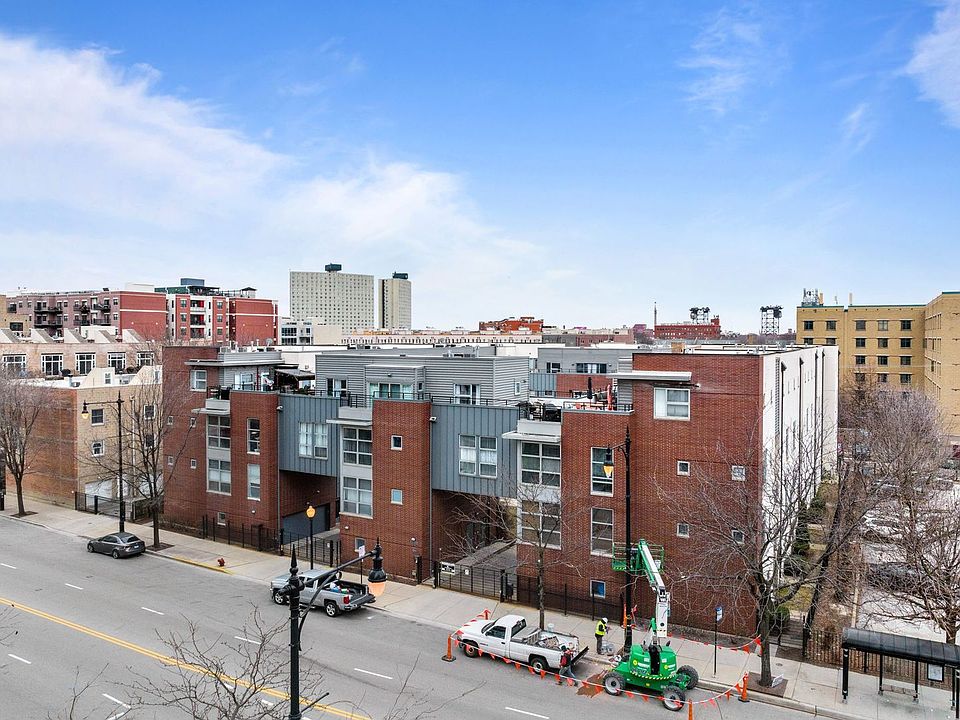 1st image of 1808 S Michigan Ave APT 34