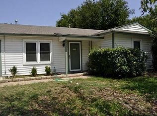 350 NW Lorna St, Burleson, TX 76028