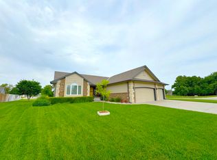 2519 W Rio Vista Ct, Wichita, KS 67204