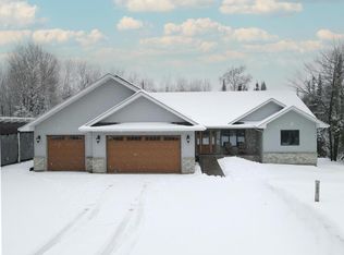 5896 Lonely Pine Dr, Duluth, MN 55803