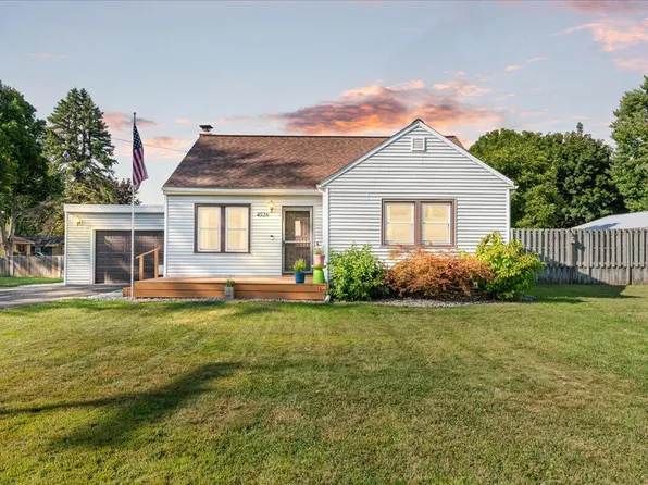 4526 Grove Ave, Holt, MI 48842