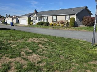 1901 Pheasant Ln, Middleboro, MA 02346