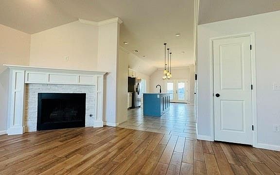 4th image of 18340 Autumn Grove Dr