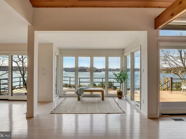 245 Long Point Rd, Crownsville, MD 21032