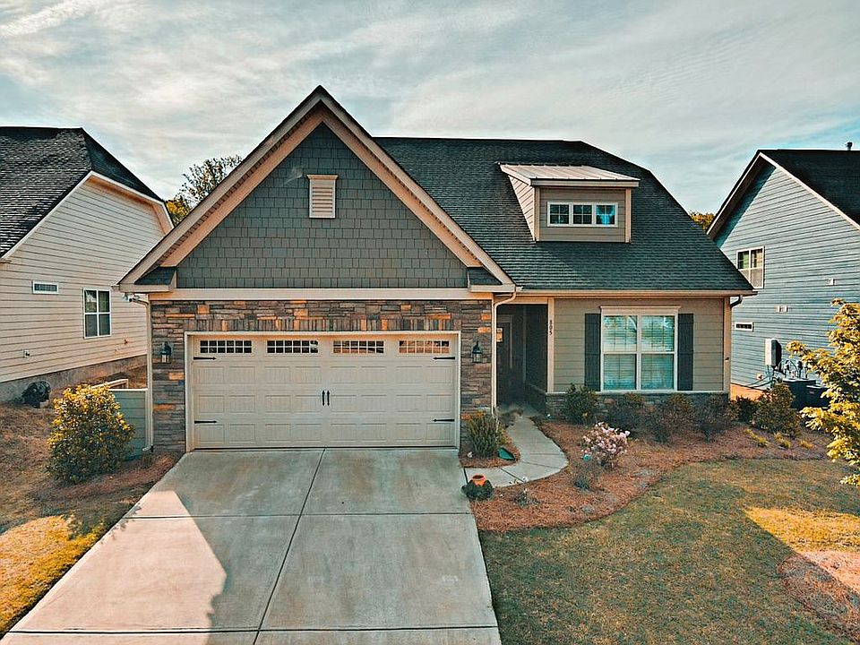 1st image of 805 Mayapple Way